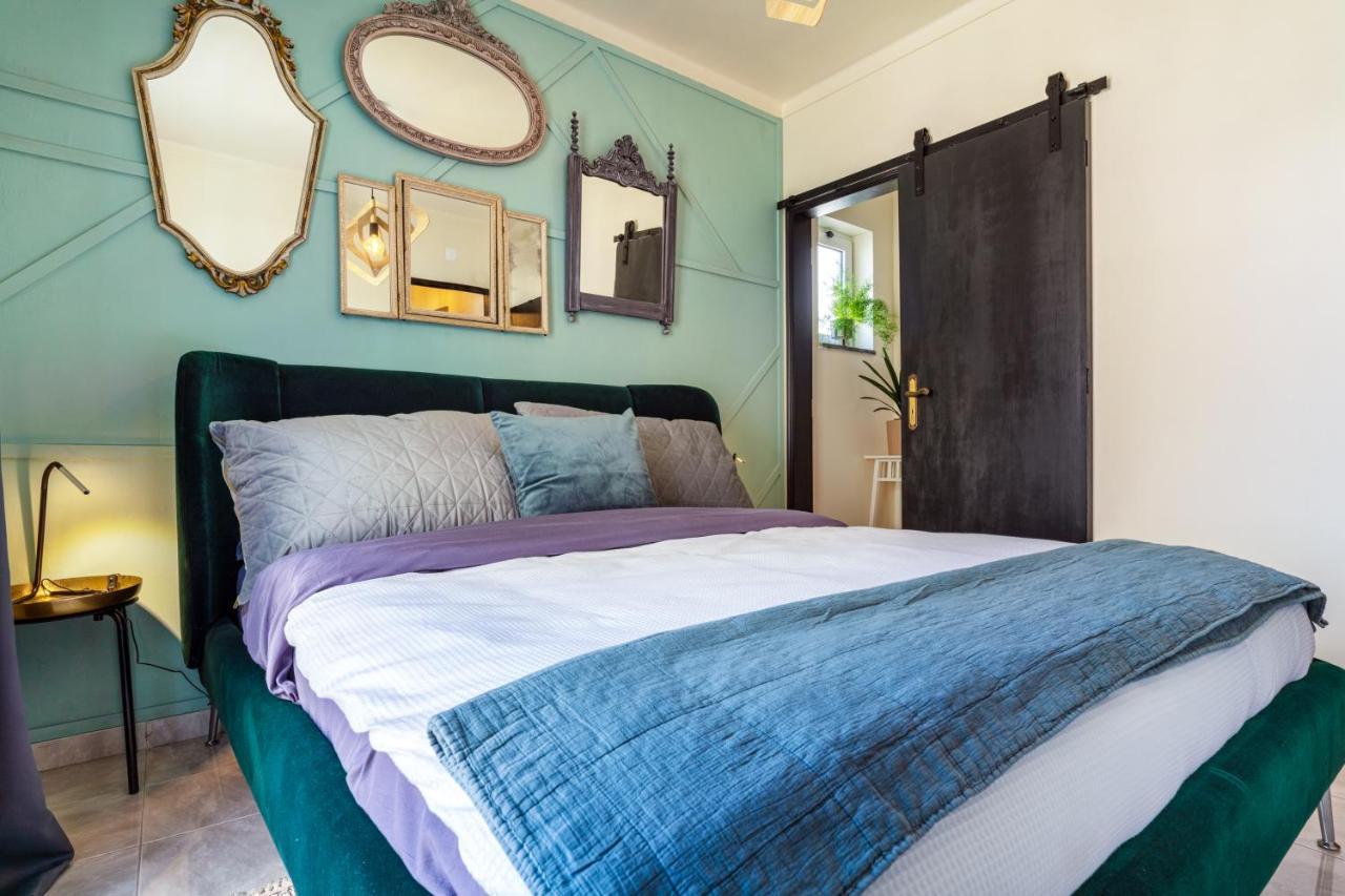Olhão Arty Vintage Townhouse With Rooftop Shower & Sun Loungers מראה חיצוני תמונה